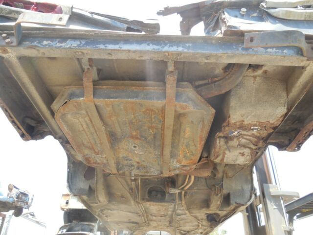1965 Mercedes-Benz 600-Series 1965 Mercedes 600 Sedan SWB Project Car for Parts - photo 11