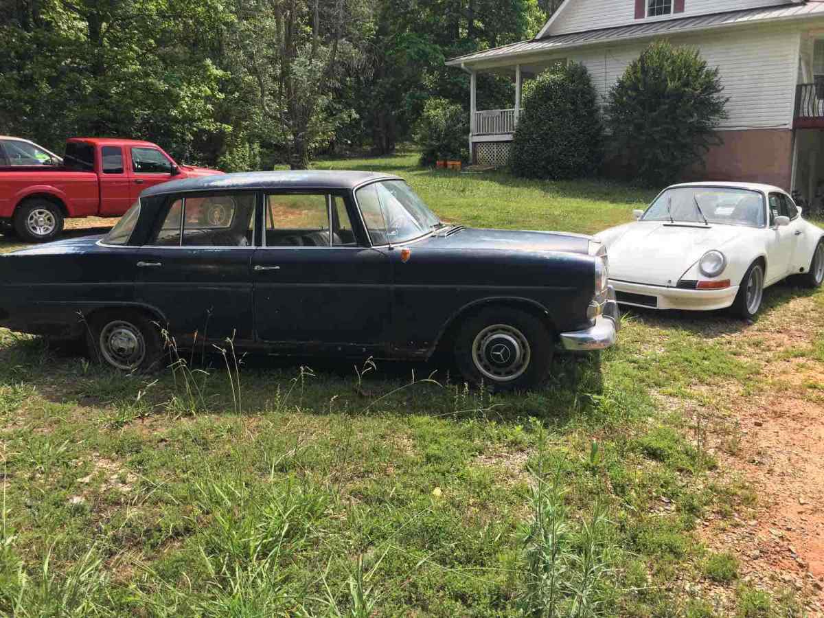 1965 Mercedes-Benz 190 Sedan Blue RWD Automatic 1965 Mercedes-Benz 190