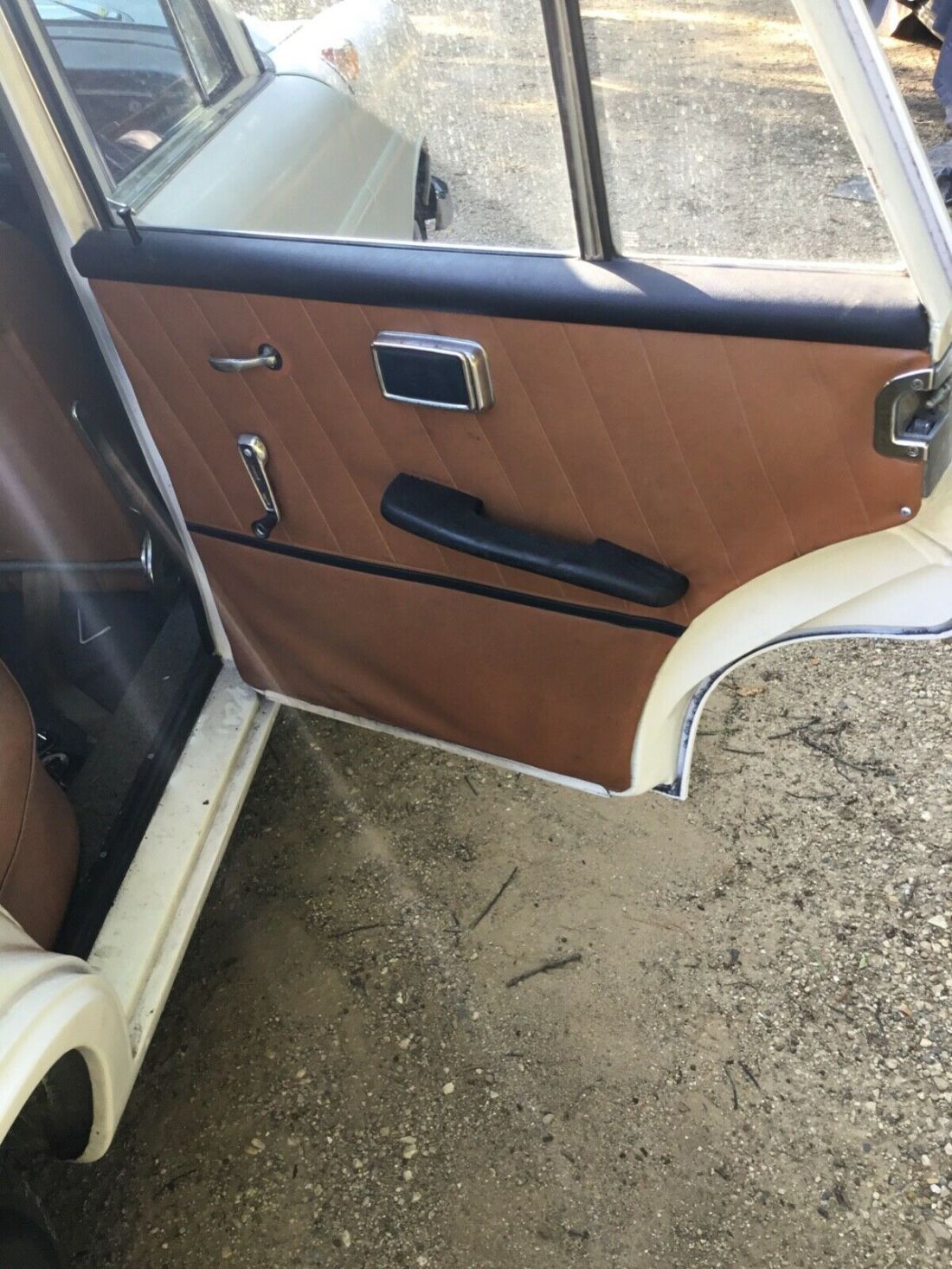 1965 Mercedes-Benz 190-Series - photo 9
