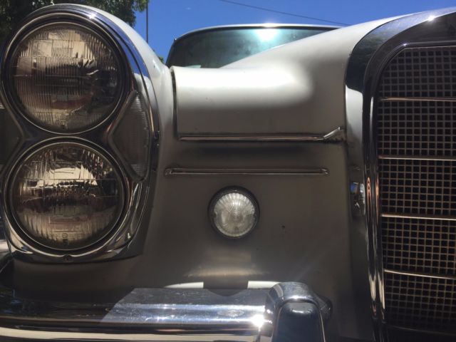 1965 Mercedes-Benz 200-Series - photo 4