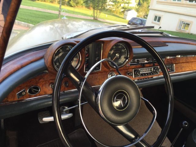 1965 Mercedes-Benz 200-Series Coupe - photo 7