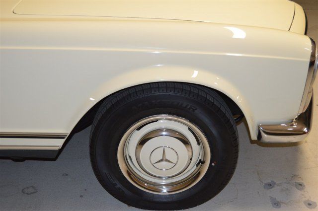 1965 Mercedes-Benz 230 SL -- - photo 10