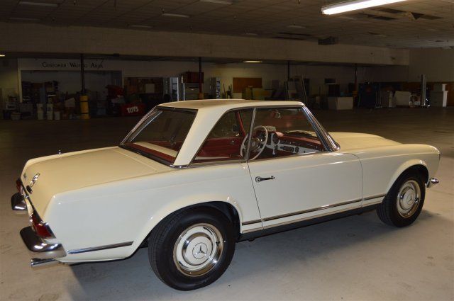 1965 Mercedes-Benz 230 SL -- - photo 12