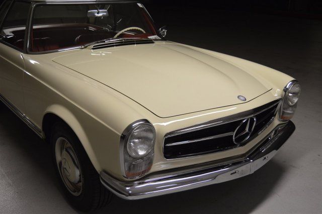 1965 Mercedes-Benz 230 SL -- - photo 2