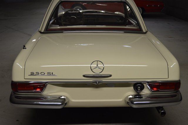 1965 Mercedes-Benz 230 SL -- - photo 3