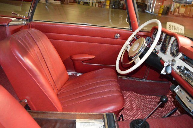 1965 Mercedes-Benz 230 SL -- - photo 4