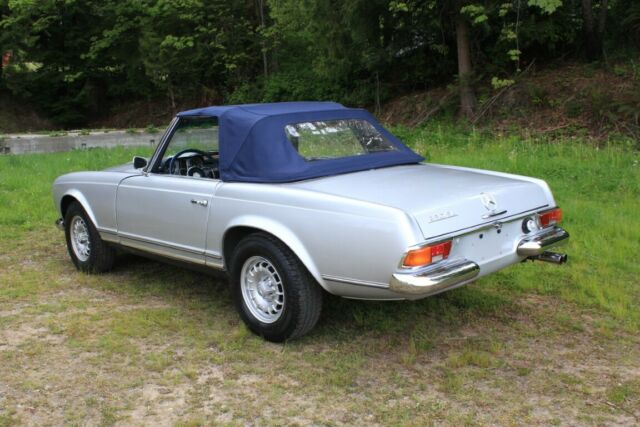 1965 Mercedes-Benz SL-Class - photo 12