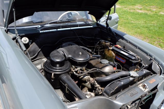 1965 Mercedes-Benz 200-Series - photo 11