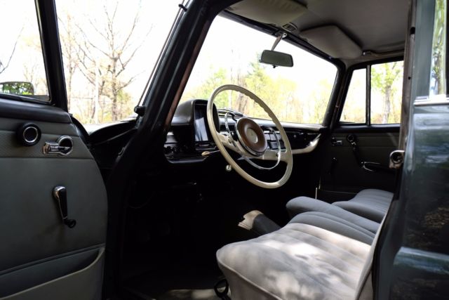 1965 Mercedes-Benz 200-Series - photo 5