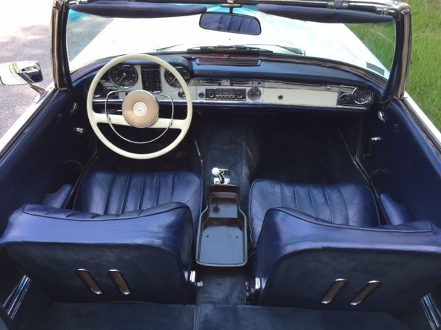 1965 Mercedes-Benz SL-Class White/blue LEATHER, 2 tops. * * * WORLDWIDE SALE.* * * - photo 12