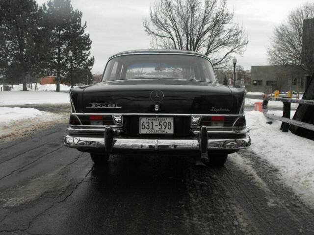 1965 Mercedes-Benz 300-Series - photo 2