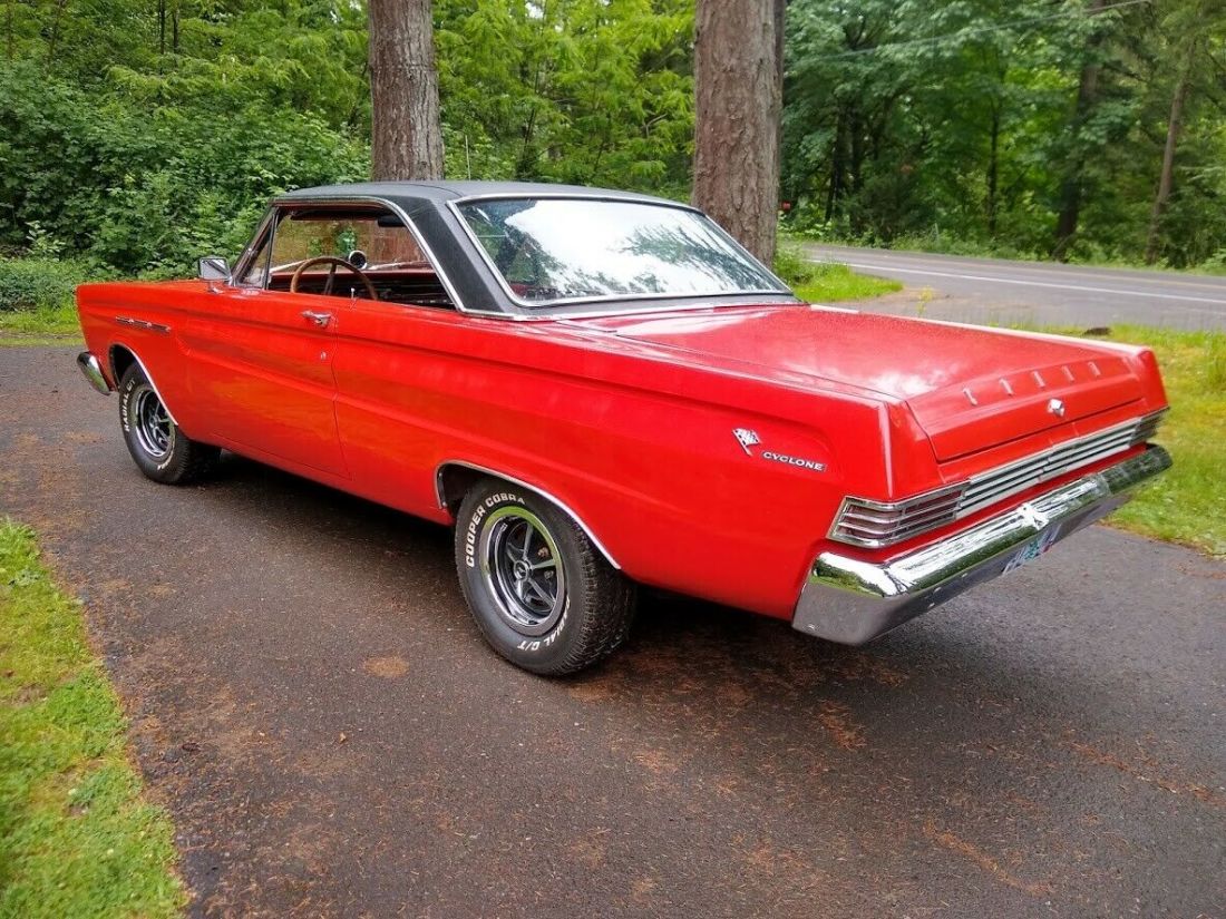 1965 Mercury Comet Stainless 2 door - photo 4