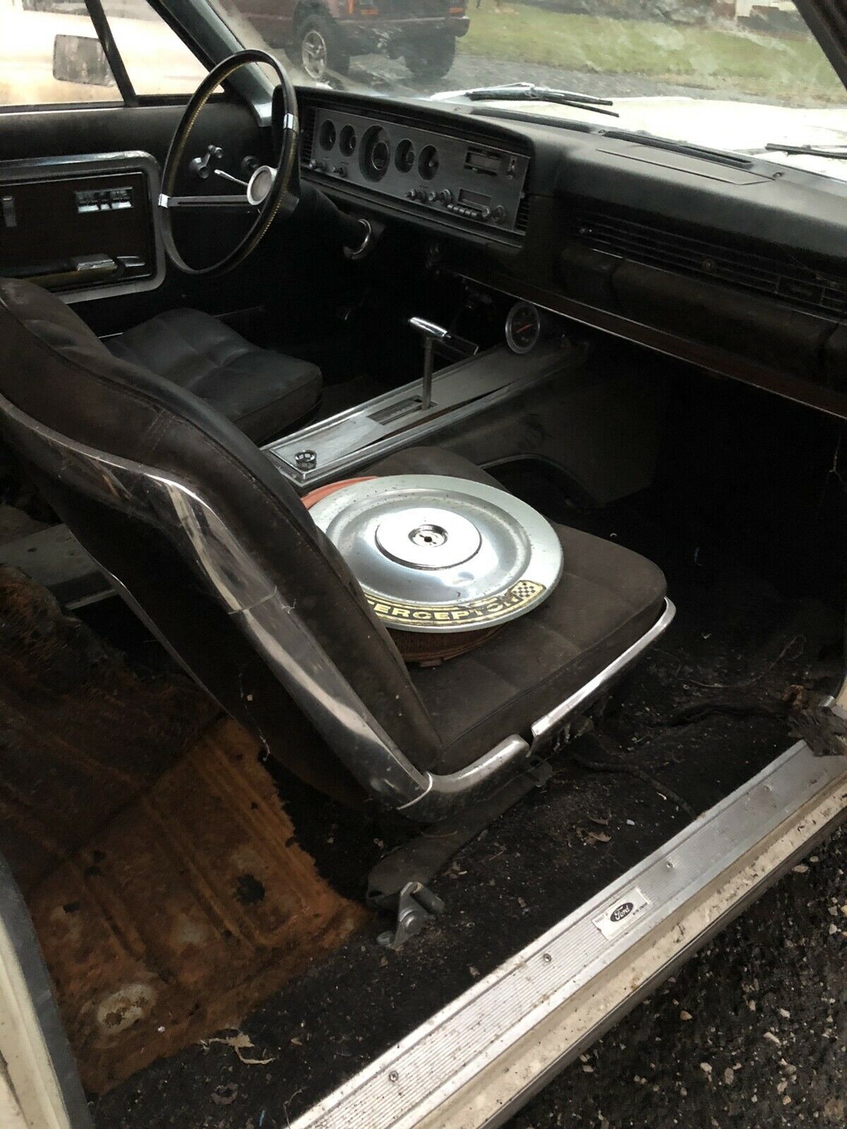 1965 Mercury Park Lane rare barn find bucket seat 390 Police interceptor - photo 9