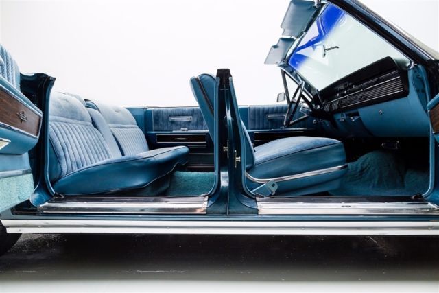 1965 Lincoln Continental Metallic Blue, Loaded - photo 12