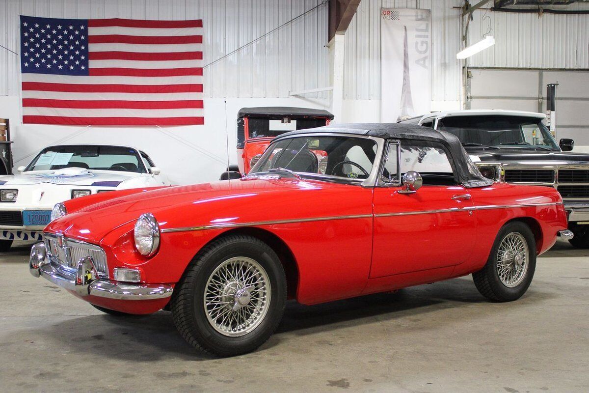 1965 MG MGB - photo 2