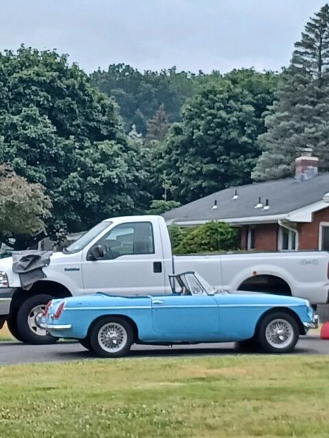 1965 MG B Convertible Blue RWD Manual pull handle 1965 MG B pull handle