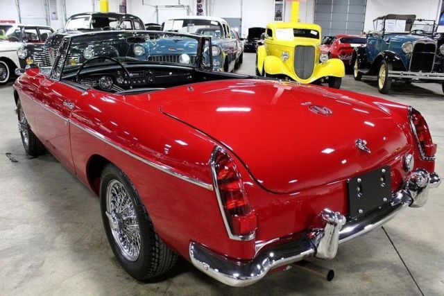 1965 MG MGB -- - photo 5