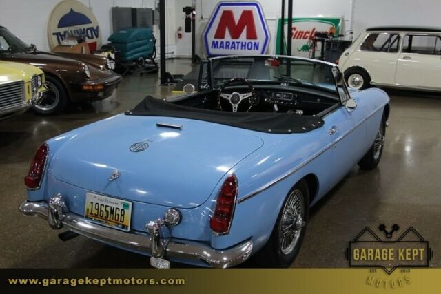 1965 MG MGB Mk I Roadster - photo 11