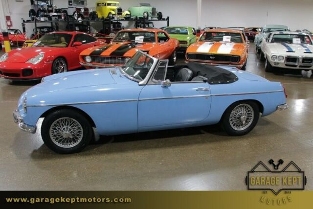 1965 MG MGB Mk I Roadster - photo 7