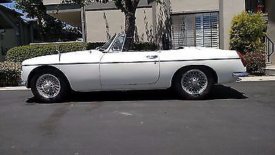 1965 MG MGB Roadster