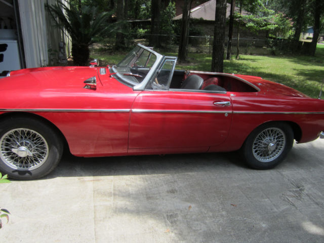 1965 MG MGB - photo 2