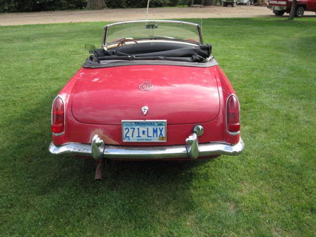 1965 MG MGB - photo 4
