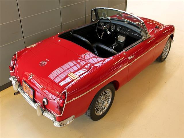 1965 MG B Series -- - photo 8