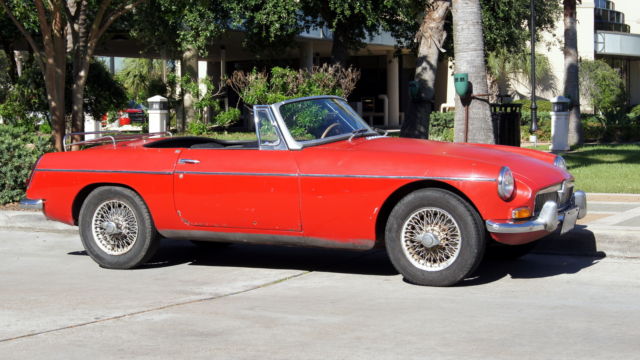 1965 MG MGB Convertible - photo 3
