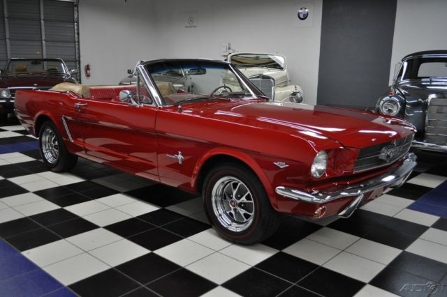 1965 Ford Mustang MUSTANG CONVERTIBLE - VERY CLEAN - NEW PAINT - photo 2