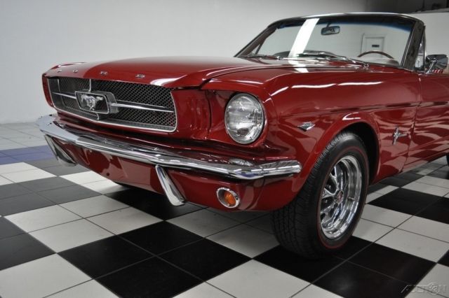 1965 Ford Mustang MUSTANG CONVERTIBLE - VERY CLEAN - NEW PAINT - photo 6
