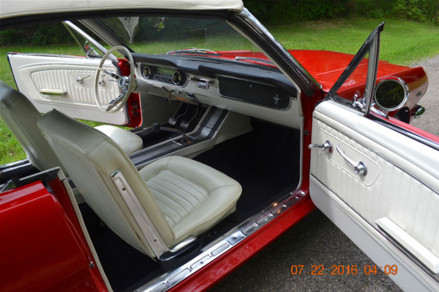 1965 Ford Mustang CONVERTIBLE - photo 3