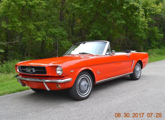 1965 Ford Mustang 2 DOOR CONVERTIBLE - photo 2