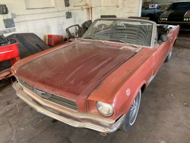 1965 Ford Mustang 4 SPEED - photo 2