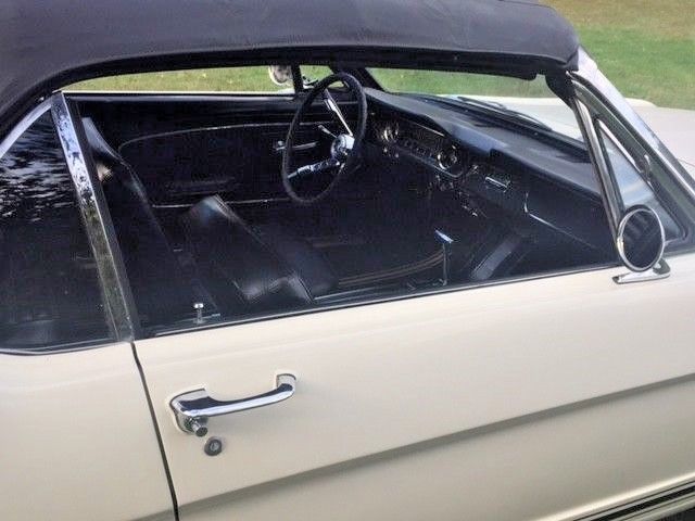 1965 Ford Mustang Convertible - photo 13