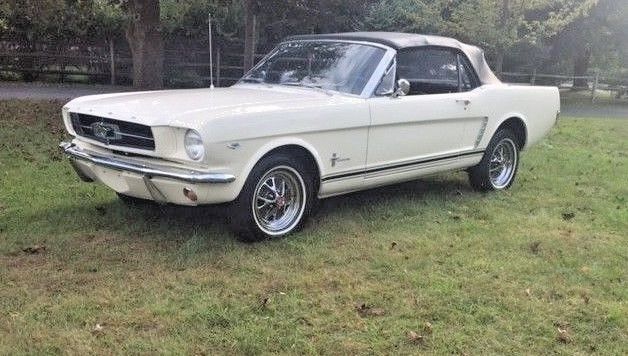 1965 Ford Mustang Convertible - photo 3