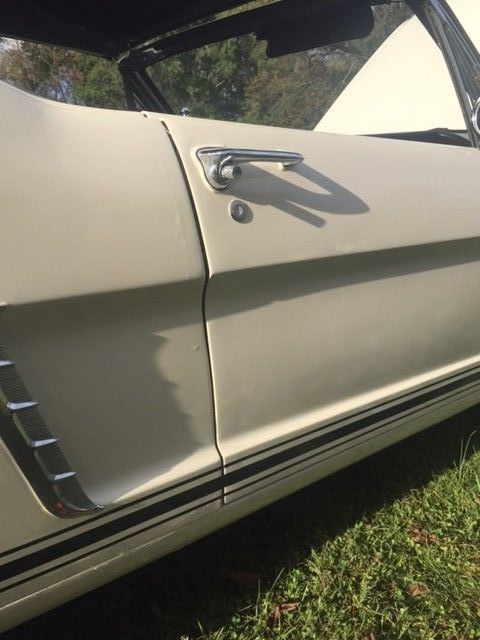 1965 Ford Mustang Convertible - photo 7