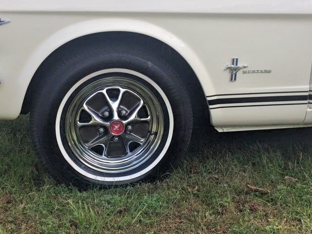 1965 Ford Mustang Convertible - photo 8