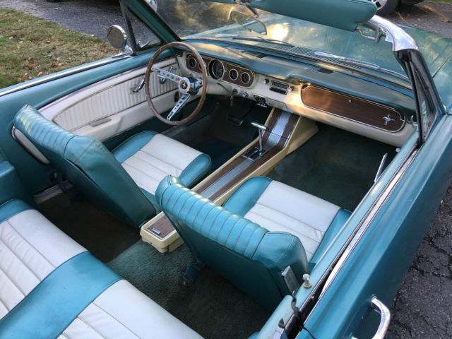 1965 Ford Mustang Pony Interior - photo 10