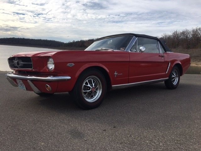 1965 Ford Mustang - photo 2