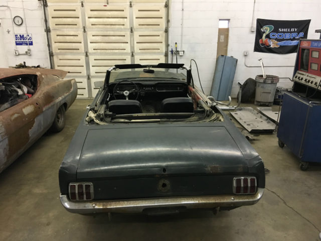 1965 Ford Mustang - photo 2