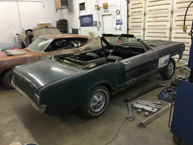 1965 Ford Mustang - photo 3