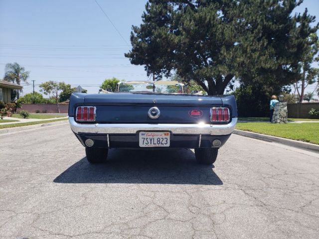 1965 Ford Mustang Convertible - photo 3