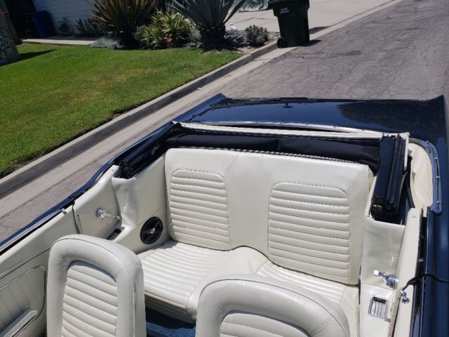 1965 Ford Mustang Convertible - photo 8