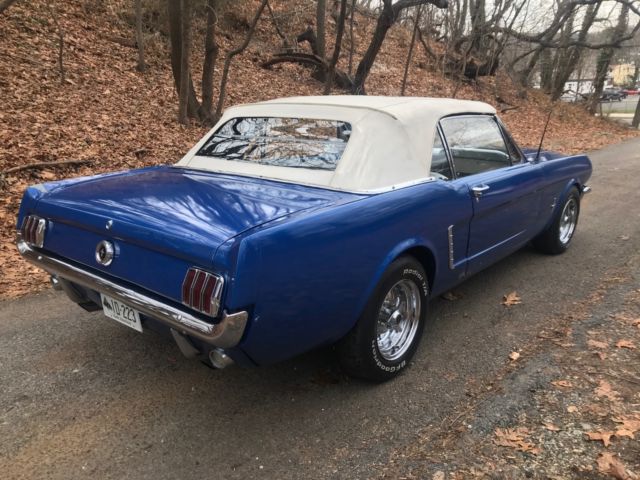 1965 Ford Mustang Convertible - photo 5