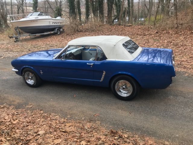 1965 Ford Mustang Convertible - photo 6