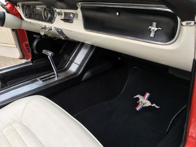 1965 Ford Mustang Convertible - photo 9