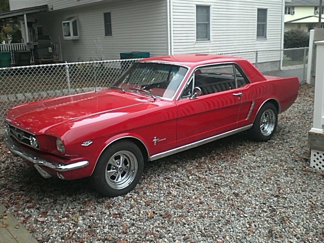 1965 mustang coupe 289 4 barrel 5 speed 1965 Ford Mustang
