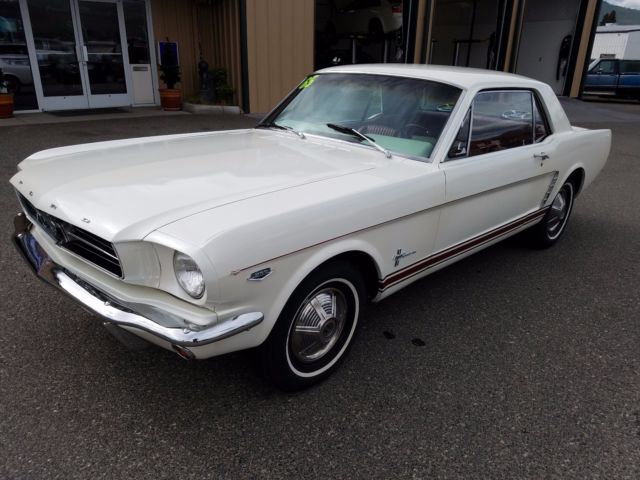 1965 Mustang coupe 289 V8 Fully restored new A/C Pony Package interior 1965 Ford Mustang COUPE
