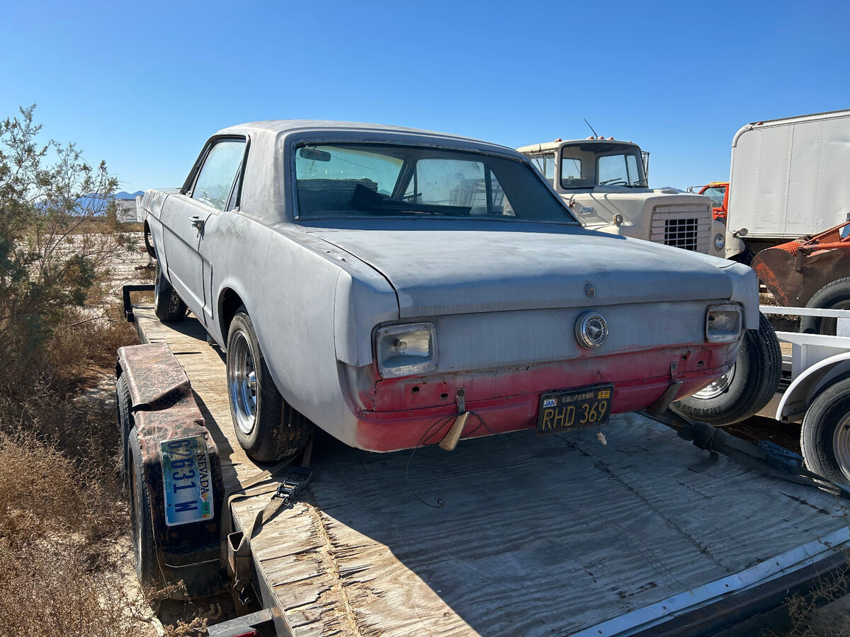 1965 Ford Mustang - photo 2