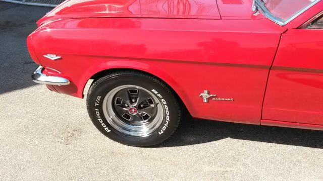1965 Ford Mustang - photo 2